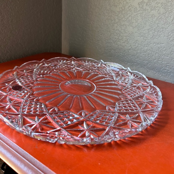 Vintage Hand cut crystal plater - Picture 3 of 6